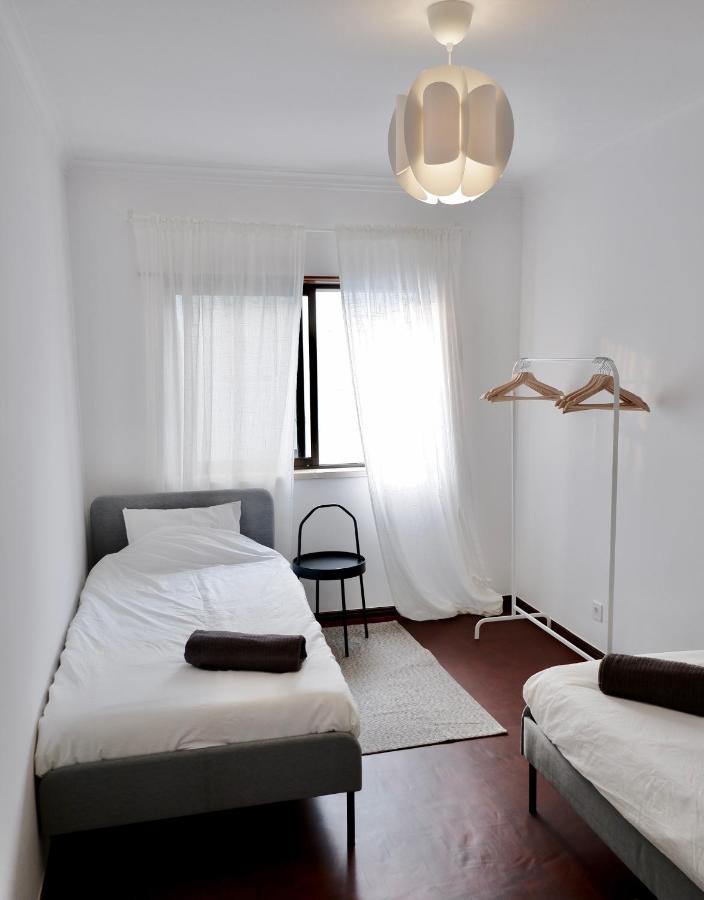 Caparica Coast Townhouse Apartments ชาร์เนกา ภายนอก รูปภาพ